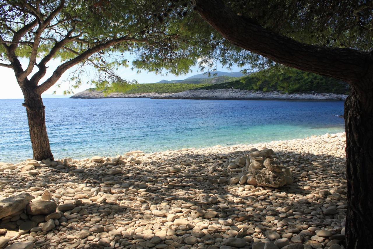 Apartments By The Sea Rukavac, Vis - 2478 Kültér fotó