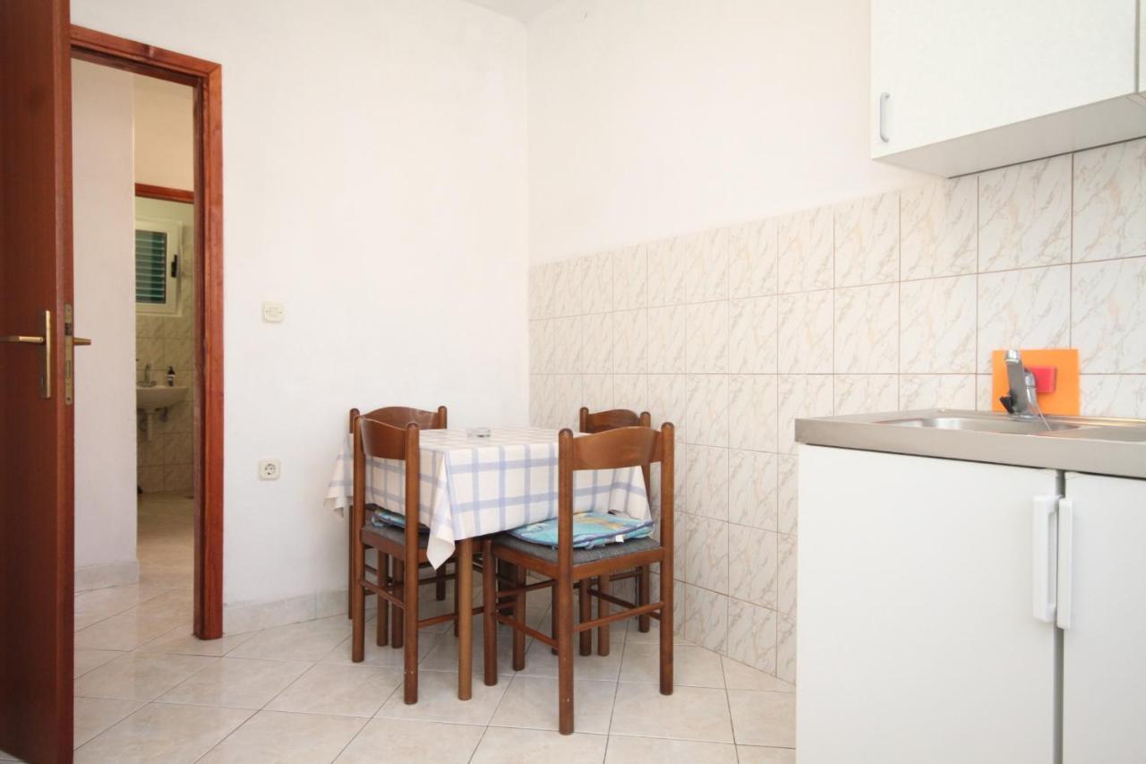 Apartments By The Sea Rukavac, Vis - 2478 Kültér fotó