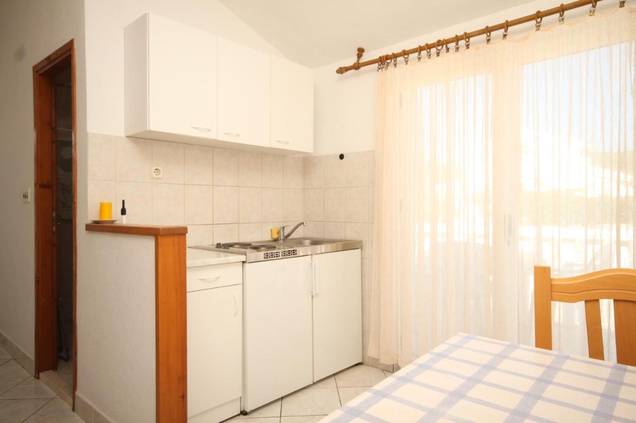 Apartments By The Sea Rukavac, Vis - 2478 Kültér fotó